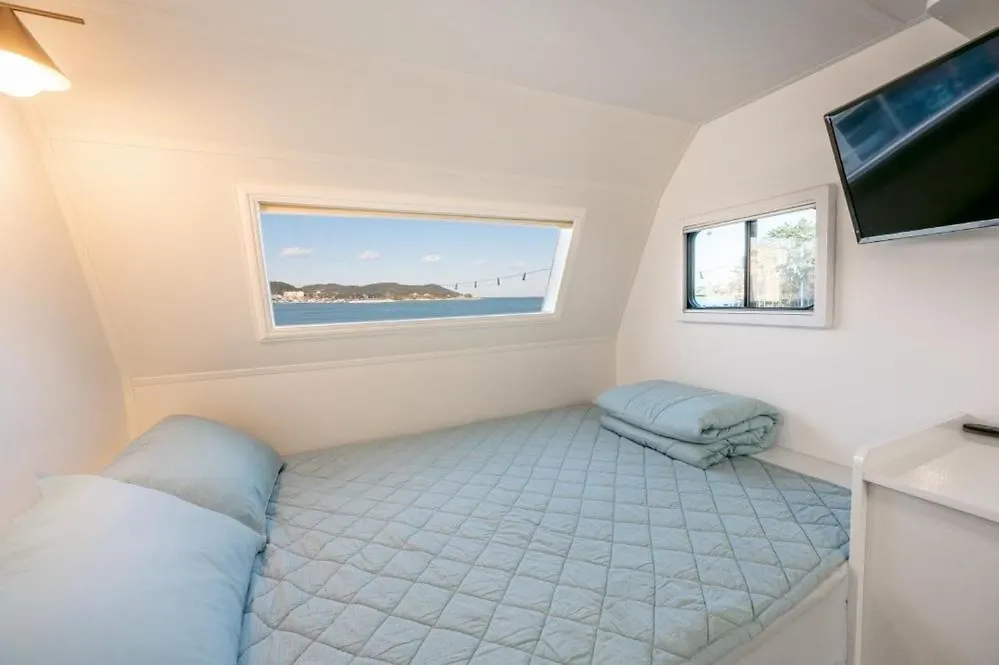 Busan Zio Club Caravan Park