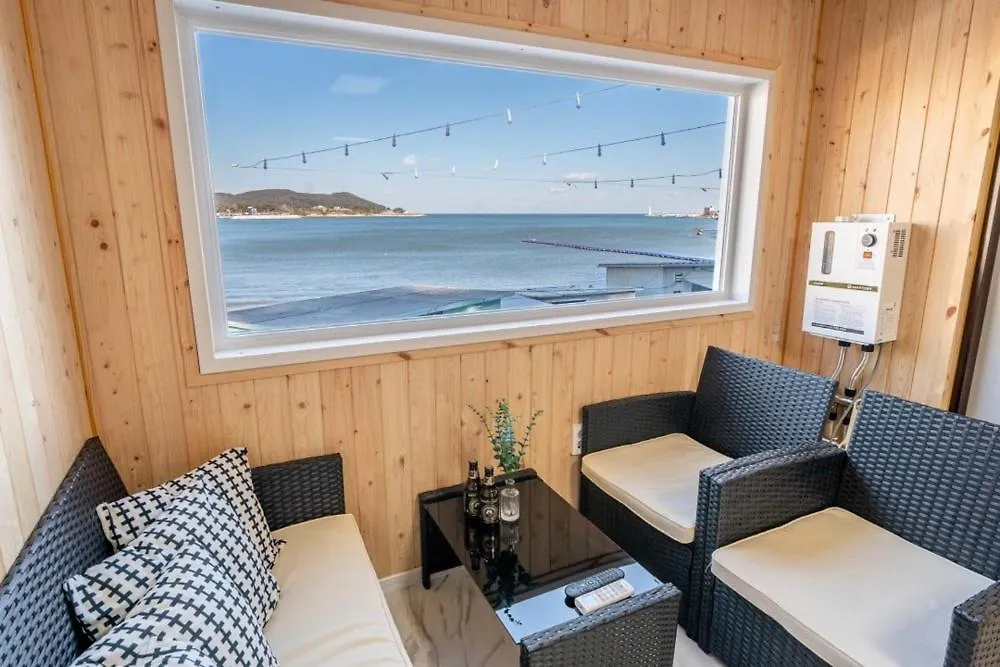 Busan Zio Club Caravan Park Campsite