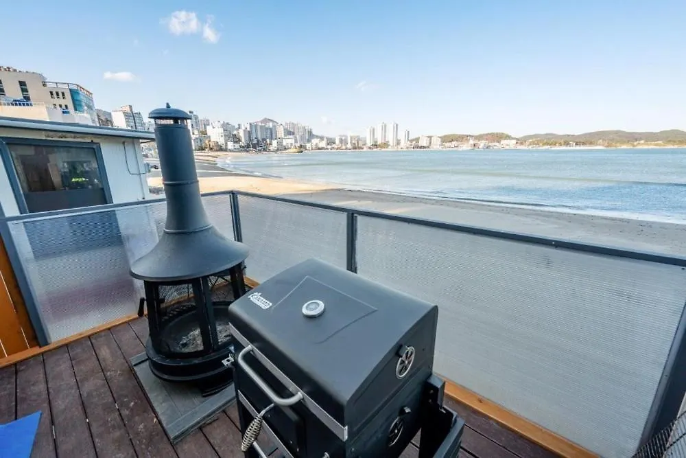 Camping Busan Zio Club Caravan Park